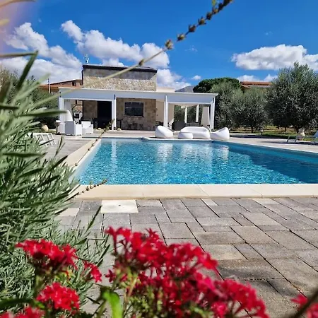 Degli Ulivi Villa
